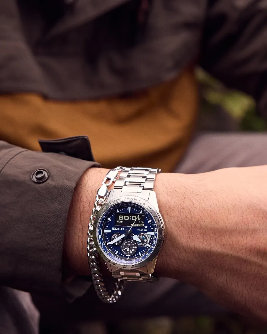 切手51 Promaster Skyhawk U830 Blue Dial Stainless Steel Bracelet JV2000